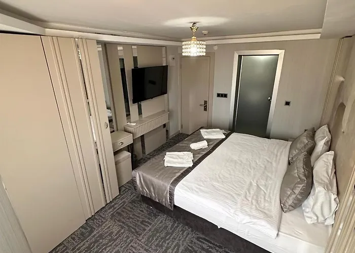 Hotel Grand Heykel 3*